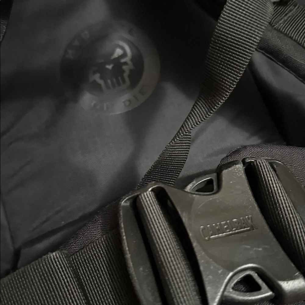 🦁 🪵 🦁• ☠️ CAMELBAK x “BFM” x Alpha Vibes ☠️• 🪵 🦁 🪵